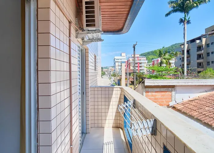 Apartamento a 100 metros da praia, bem localizado, com ar condicionado e Wi-fi - 14 - Edifício Lenamar II Ubatuba